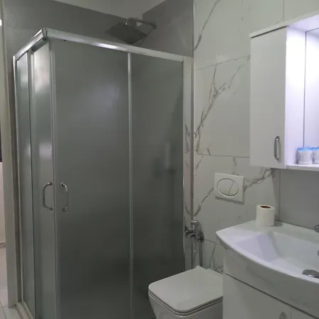 Friendly Country Apartmán Tirana